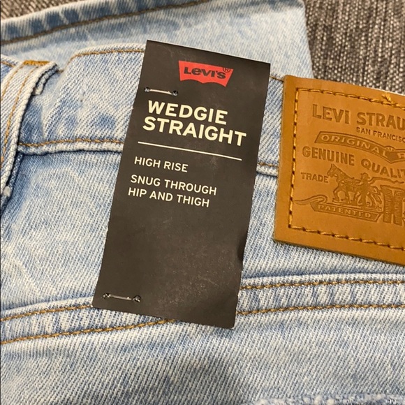 Levi’s Wedgie Straight in Dibs - Picture 7 of 10